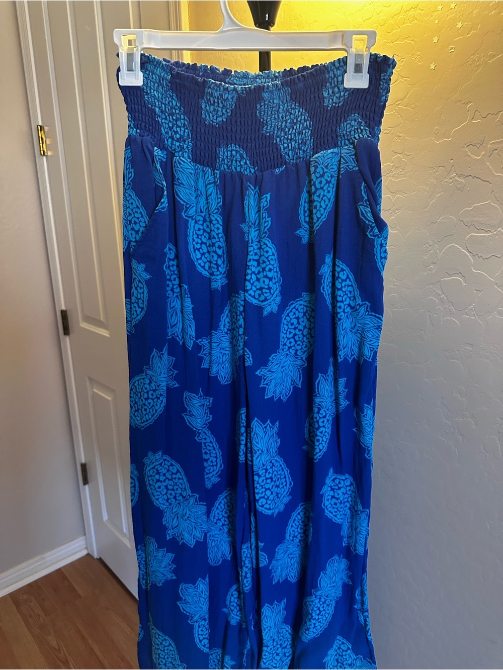 Tabitha Brown X Target Women’s Blue Pineapple-Print Swim Coverup Set - Picture 6 of 8
